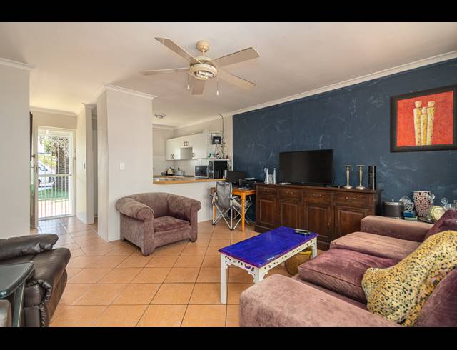 2 BEDROOM SEMI DETACHED SOLD IN BLOUBERG SANDS